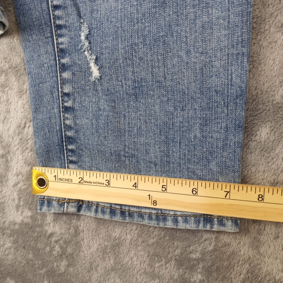 torrid Women's Light Wash Distressed Skinny Jeans Size 16R - Picture 15 of 16